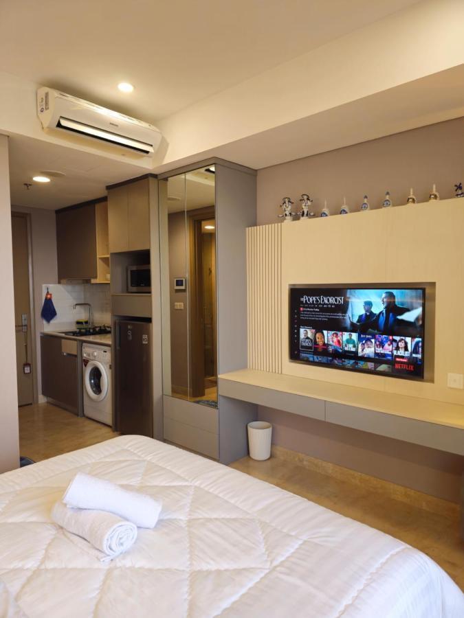 Studio Sea View Apartment At Gold Coast Pik By Mysweethome Jakarta Kültér fotó