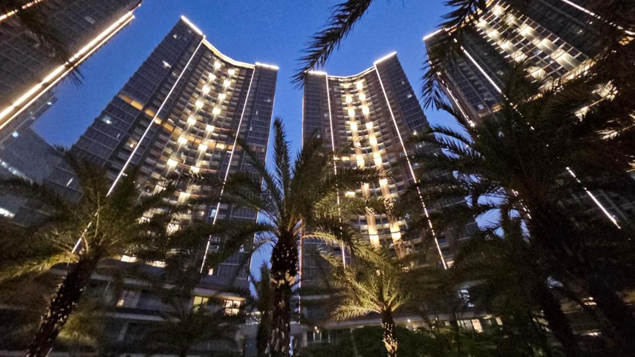 Studio Sea View Apartment At Gold Coast Pik By Mysweethome Jakarta Kültér fotó