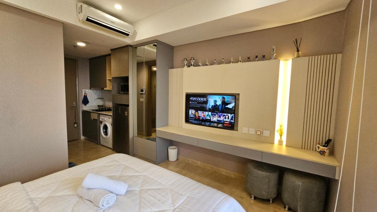 Studio Sea View Apartment At Gold Coast Pik By Mysweethome Jakarta Kültér fotó