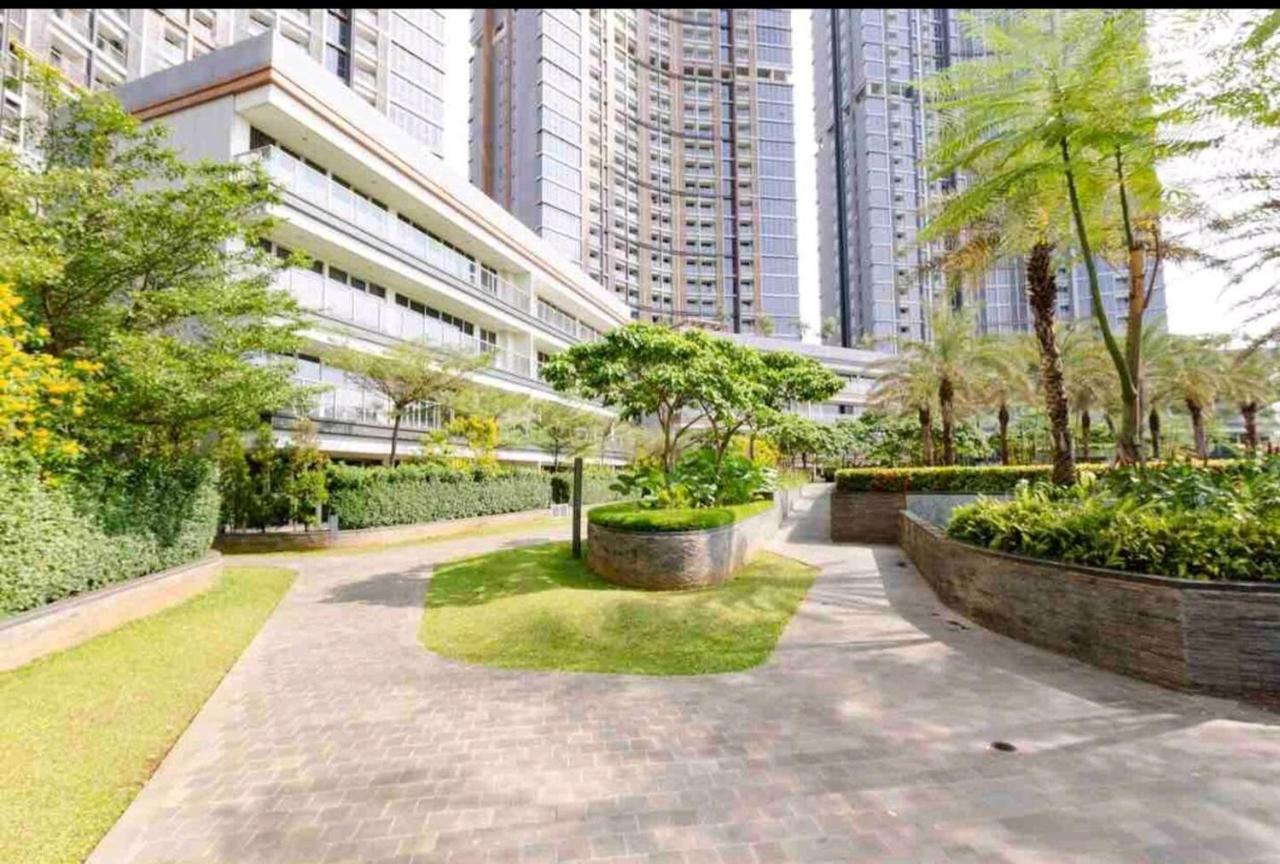 Studio Sea View Apartment At Gold Coast Pik By Mysweethome Jakarta Kültér fotó