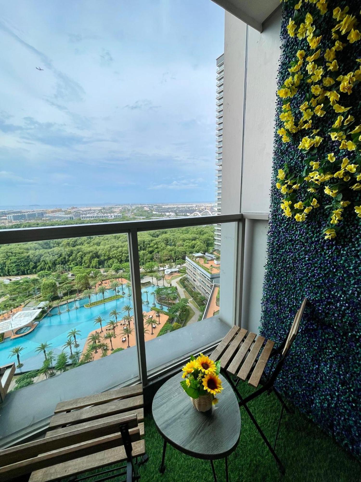 Studio Sea View Apartment At Gold Coast Pik By Mysweethome Jakarta Kültér fotó